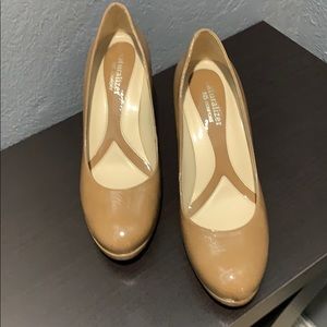 Naturalizer Heels Size6
